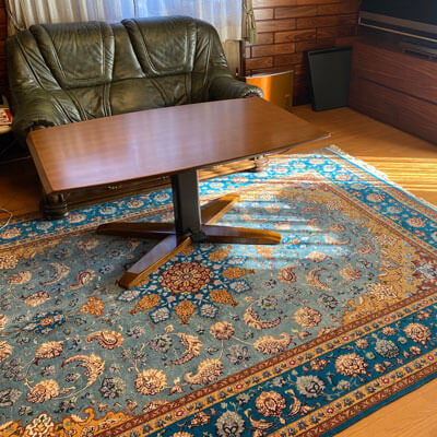 最高級ペルシャ絨毯・イスファハン産シルクリビングサイズ・ペルシャ絨毯オンライン通販ショップオリエンタルムーン
